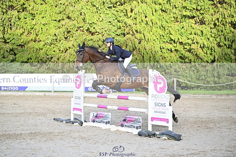 251005A-174231-05474 - Cls 11 Open 1m-1.05m