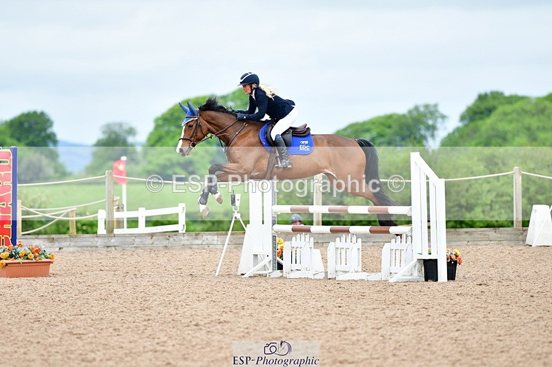 240523A-100902-00172 - Cls 9 British Novice and 90cm Open