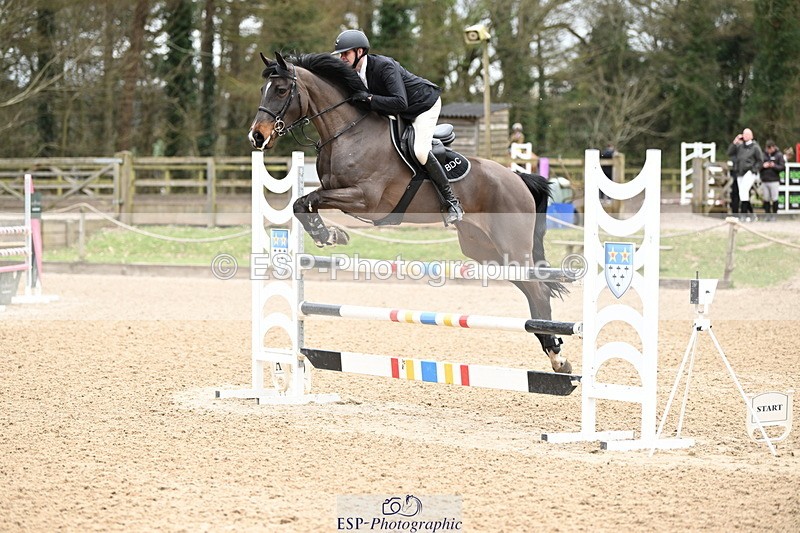 250323A-140928-04813 - Cls 24 Snr Newc & 1.10m Open