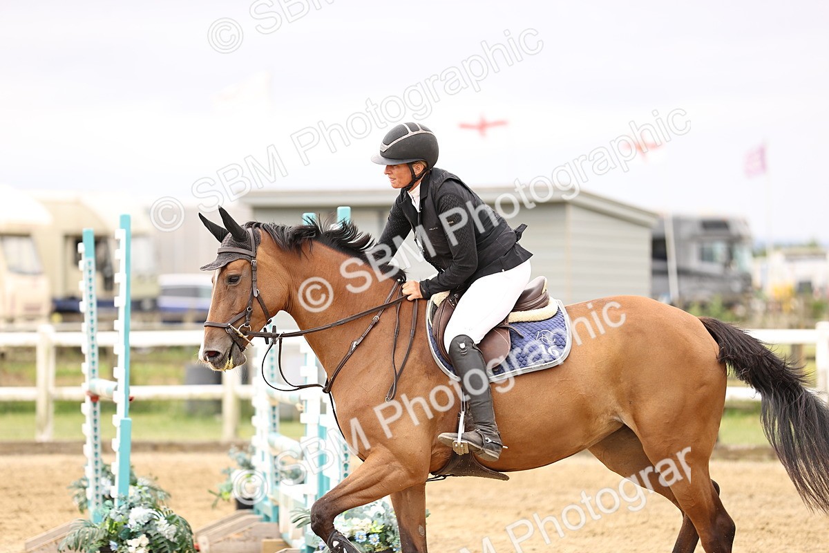 SBM_003235 - Class 21 - Senior Newcomers - 1.10m