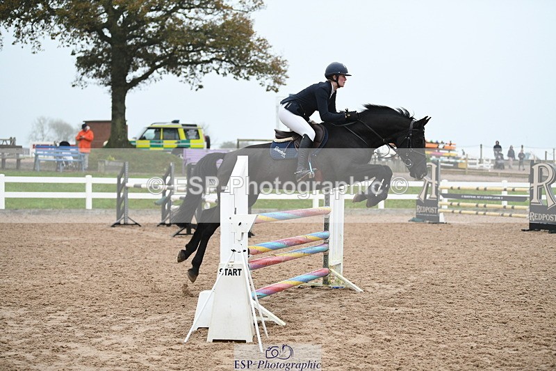 241103A-104907-07590 - SUN Cls 21 Snr Newcomers and 1.10m Open