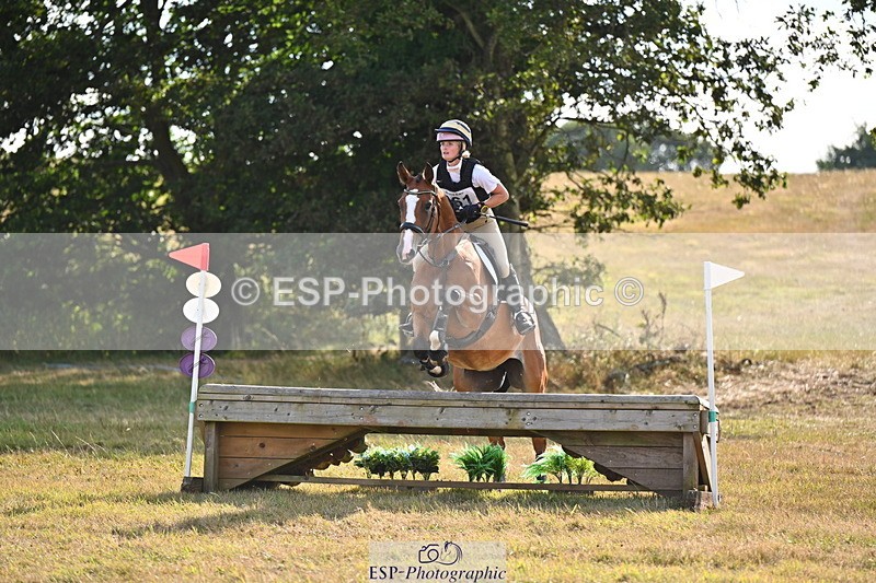 250803A-174119-18119 - S-861-Alexandra.Reeve-FOREVER.UNIQUE.II