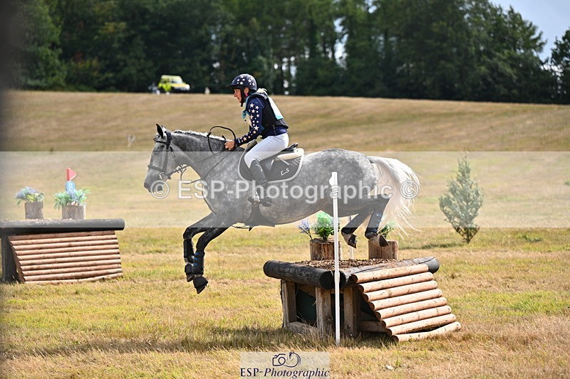 250803A-161813-16781 - Q-754-Leigh.Smallacombe-CRUISING.CARRA