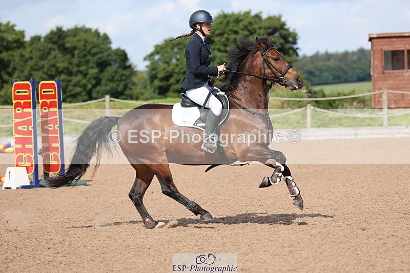 240714A-095839-01671 - Cls 3 A&B Pony BN & 80cm Open