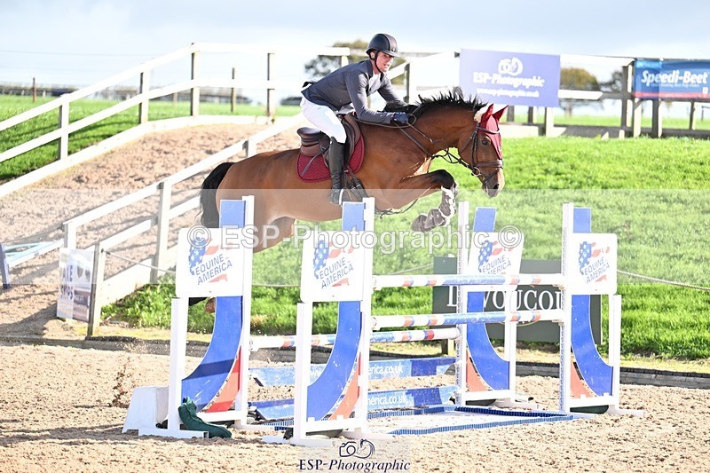 251005-103535-02804 - Cls 15 Foxhunter and 1.20m