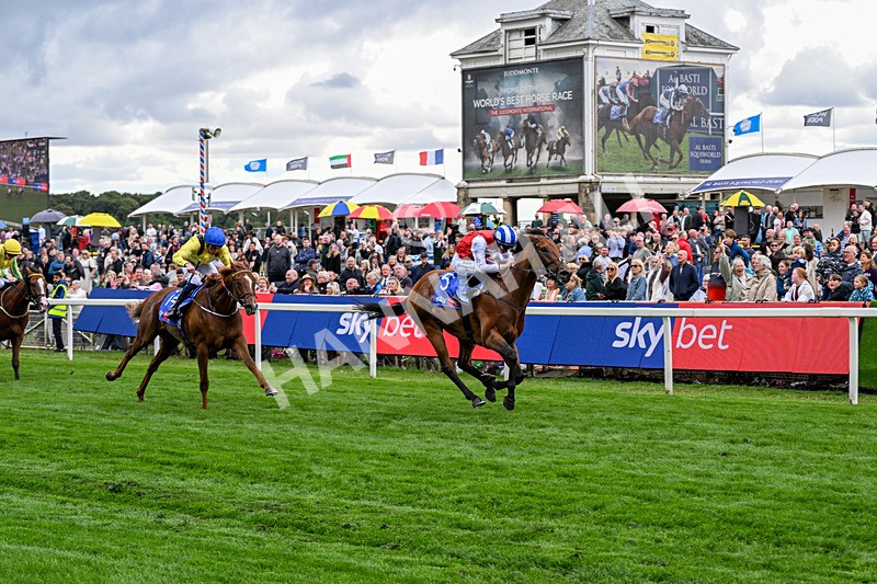 210826-Race 1-Blue Courvoisier-4974 - Race 1 13.50pm Sky Bet Mile Handicap