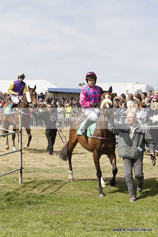  GRD 030510 68 - Guernsey Race Day 03/05/10