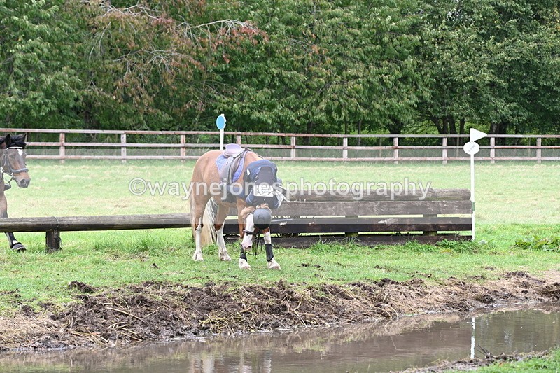 WJ6_5860 - Time at Photographer 12:31 to 12:40