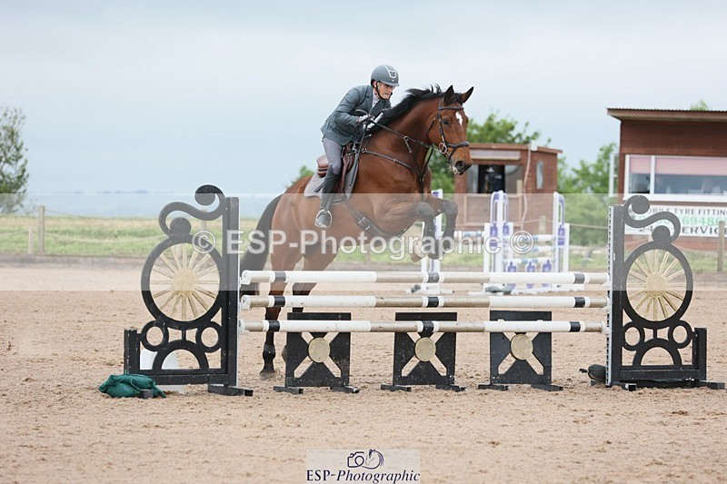 250524-092837-03803 - Cls 13  A&B 1.05m & 1.10m open