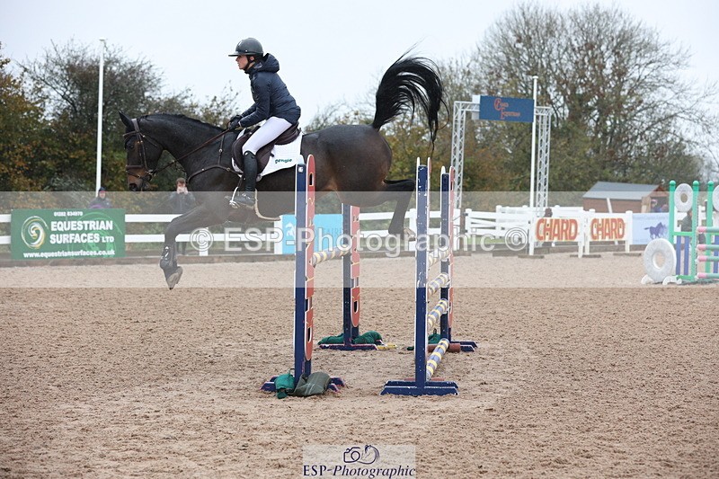 231112A-131537-04356 - Cls 20 Newcomers & 1.10m Open