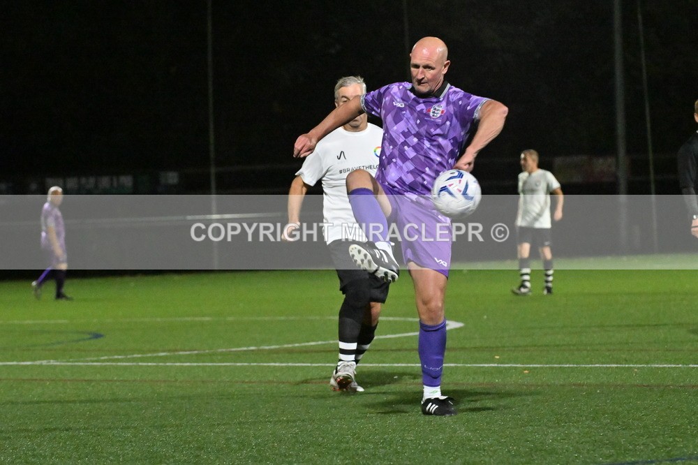AM3_2289 - England v Devon veterans