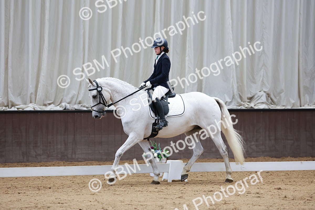 SBM_008400 - Class 6b - Novice 6 - 9.28-10.41