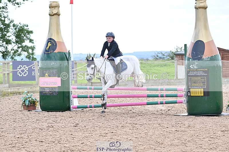 240628A-163321-01502 - Cls 5 Stepping Stones 128cm + 138cm