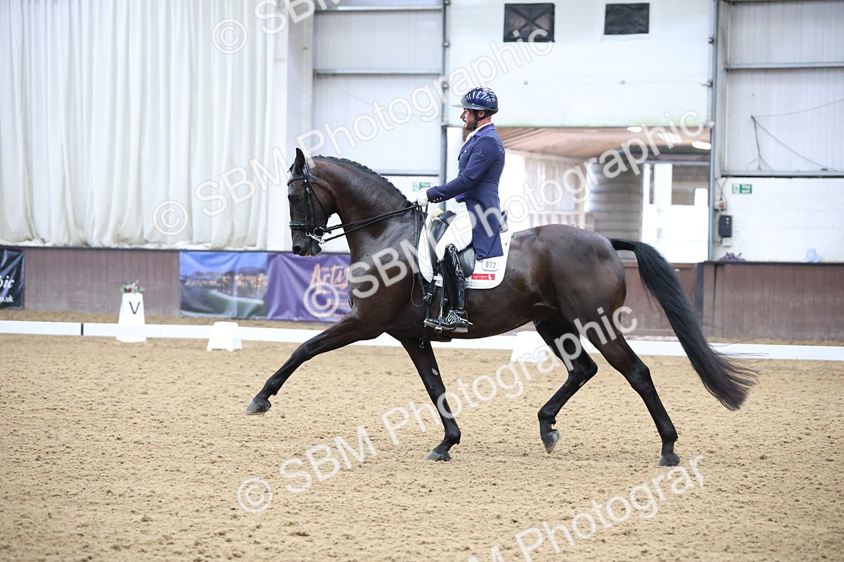 SBM_004307 - Class 9 - FEI Inter 1 Gold - 15.55-16.43