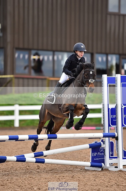 231203A-094156-00048 - Cls 1 Intro 70cm