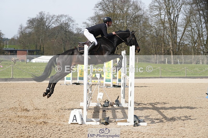 260322A-125055-01731 - 12 Newcomers 1m 10 Open