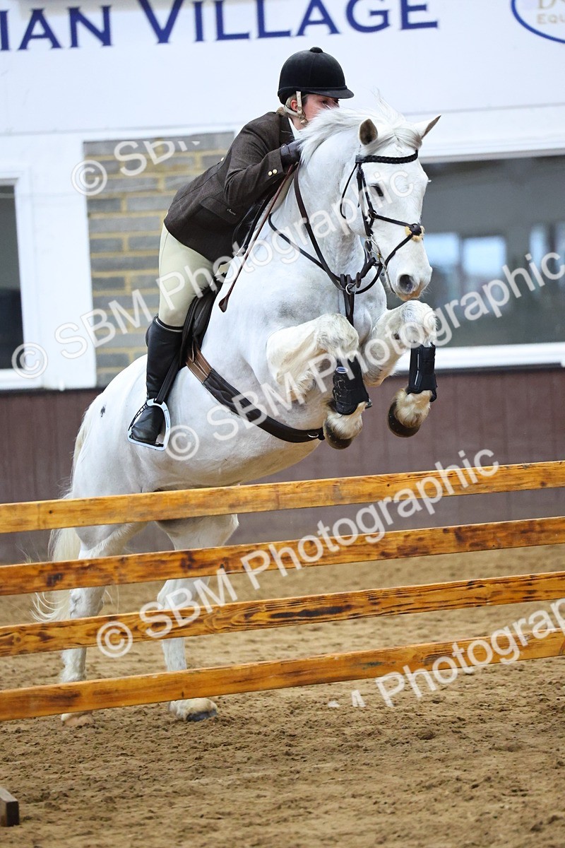 SBM_006634 - Class 43 - RIHS Qualifier Exceeding 43cms