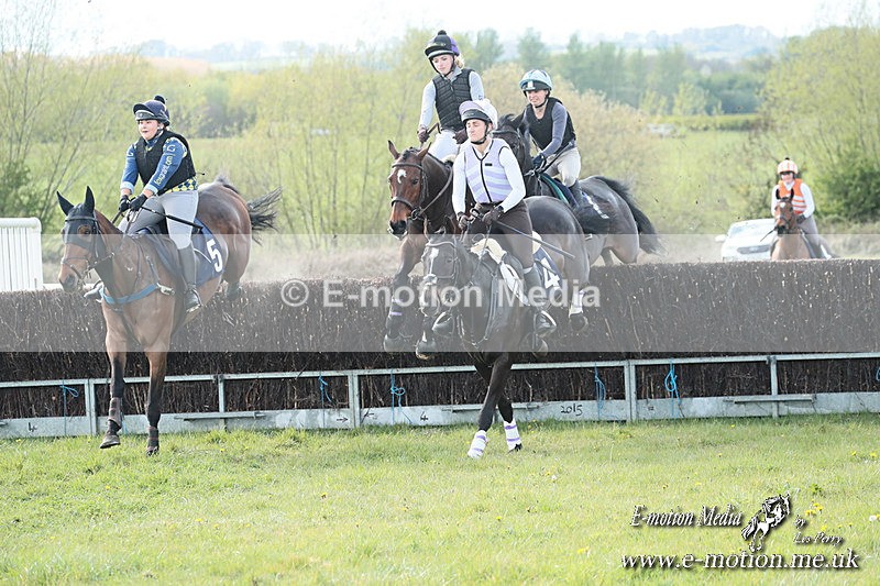 PtP 210425  1313 - Paxford Races Easter Monday 21/04/25