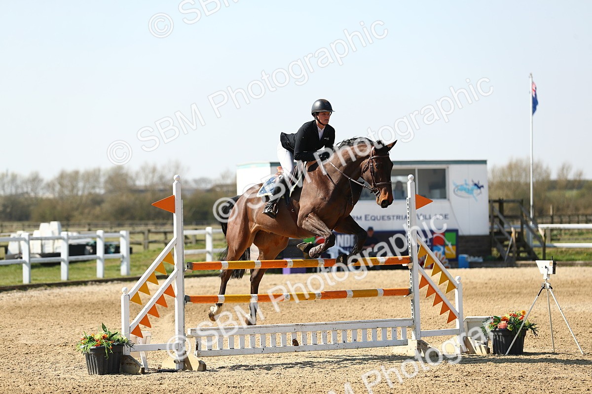 SBM_000983 - Class 4 - Senior Newcomers - 1.10m