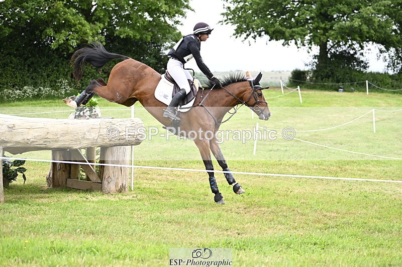 250524A-123653-10228 - B-352-Samantha.Lissington-MALIBU.TS