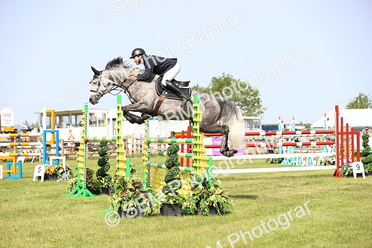 SBM_02931 - Class 201 - British Horse Feedds Speedi Beet HOYS Grade C