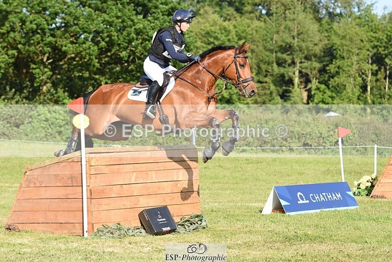 230527-181758-14361 - 177-ARGENTINO_BK-Dani_Evans-XC