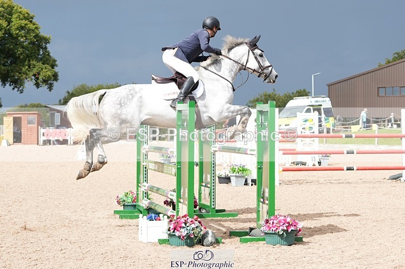 250913-123412-06912 - Cls 15 Snr Foxhunter