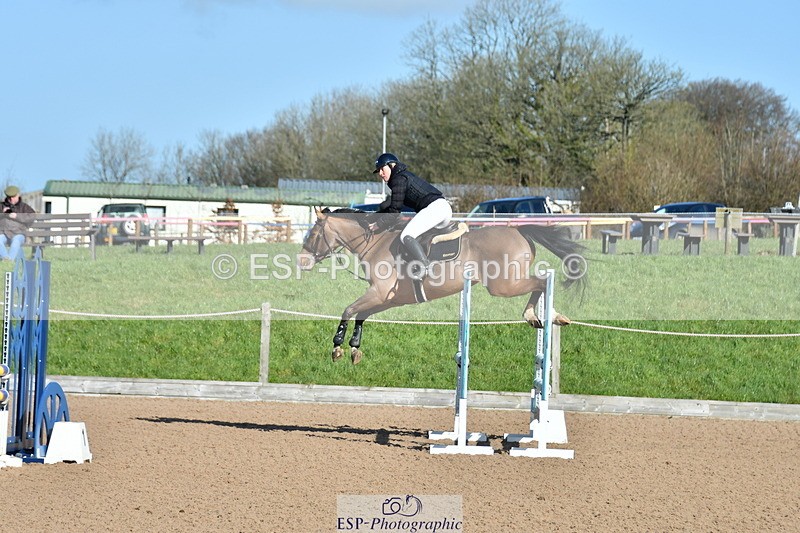 240306A-104318-00198 - Cls 1 British Novice and 90cm Open