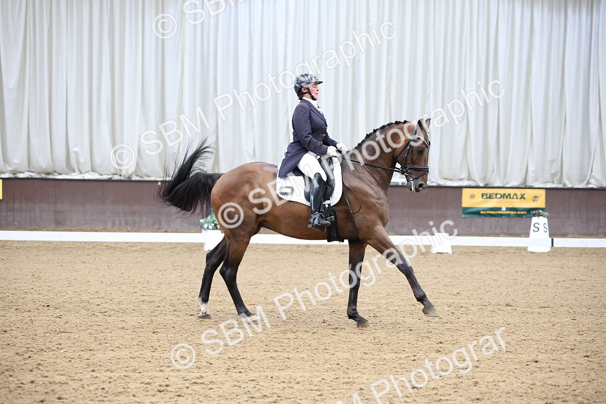 SBM_004537 - Class 9 - FEI Inter 1 Gold - 15.55-16.43