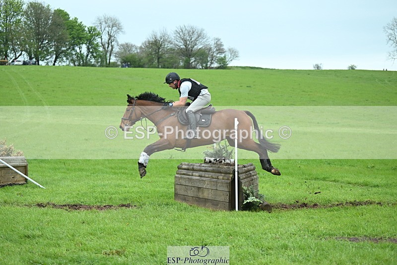 250419-124421-10675 - 470-Simon.Wooding-CURRAGHGRAIGUE.WILFRED