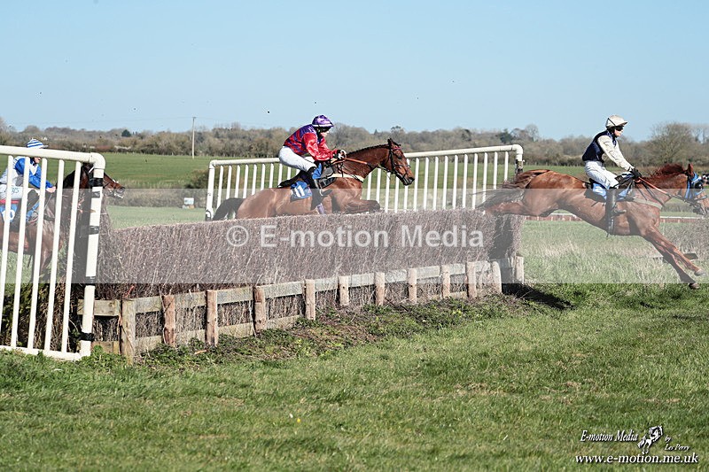 PtP 210326 417 - VWH Cirencester Races 21/03/26