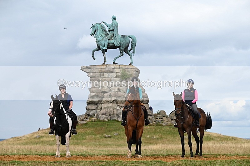 DSC_7853 - Time at Statue 13:16 to 13:52