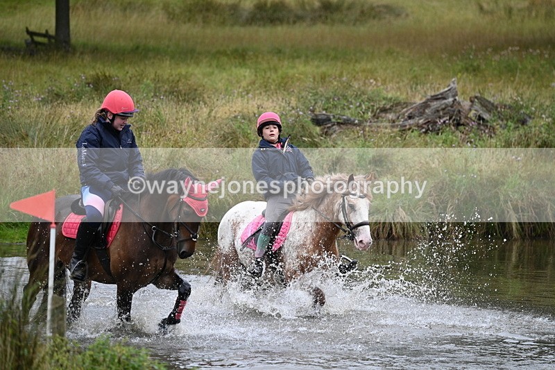 WJ7_9274 - Time at Water 11:53 to 12:23