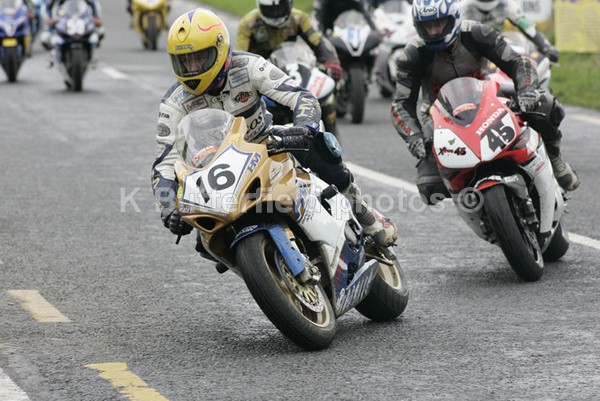First round the turn - Motor sports