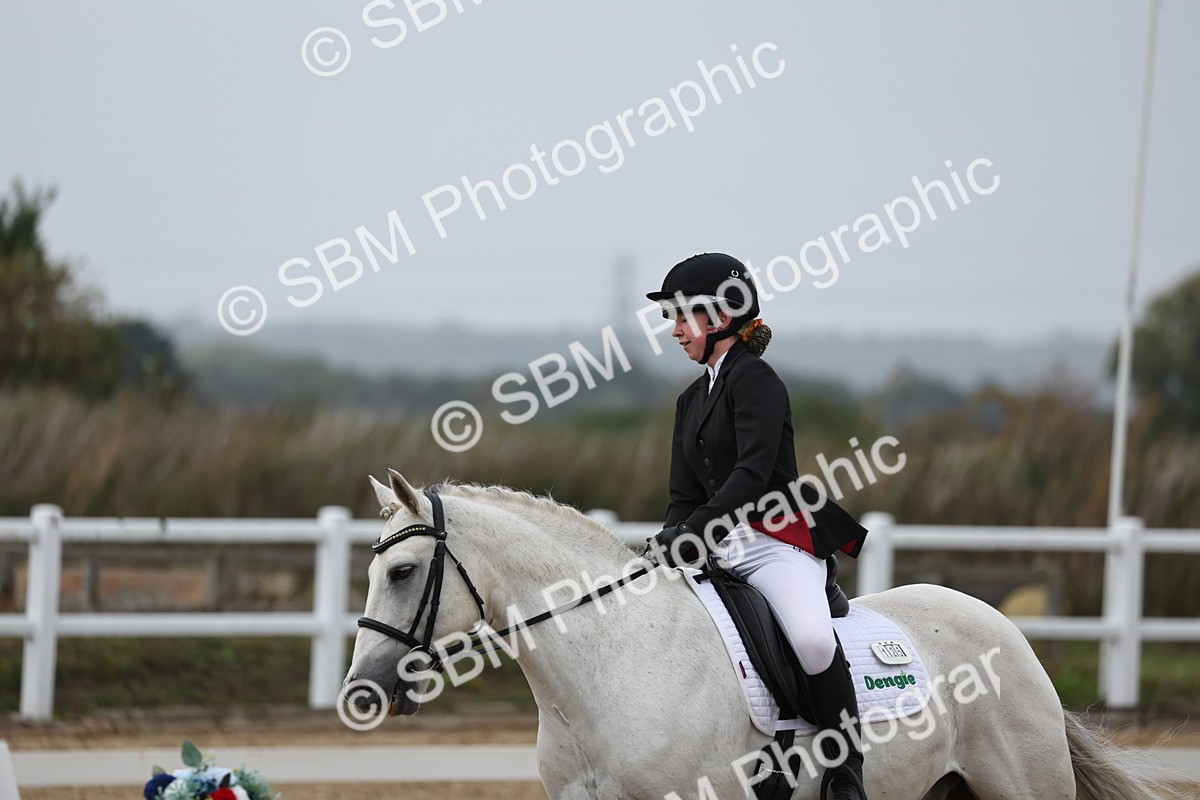 SBM_004351 - Class 8 - Novice 3 Champs