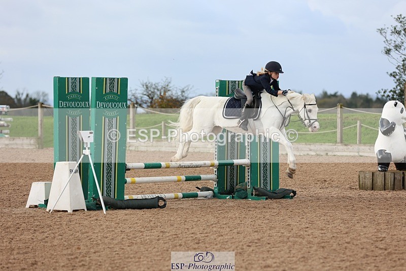 251025-102920-00897 - Cls 21+22 Club and Schools 60cm