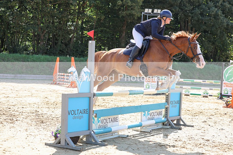 3E7A1097 - Class 4: Senior British Novice/90cm open