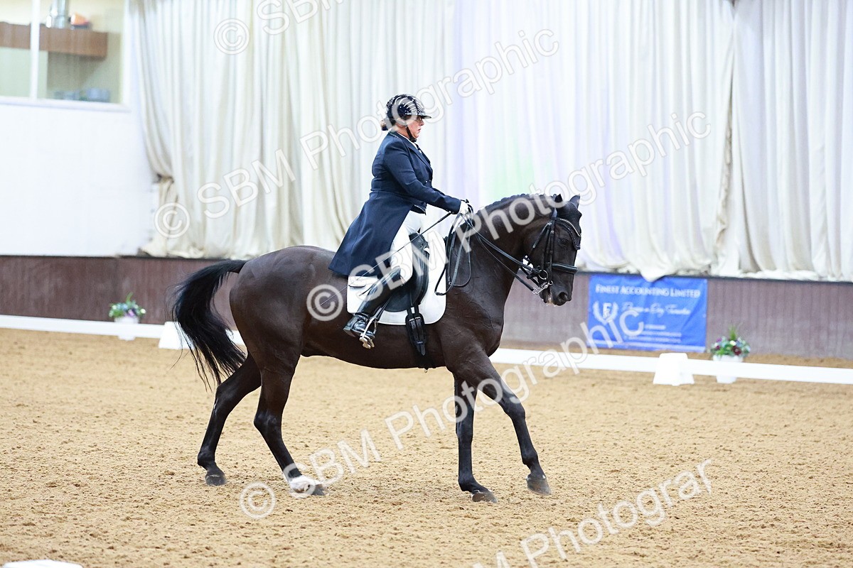 SBM_007728 - Class 9 - FEI INT II - 16.54.17.57