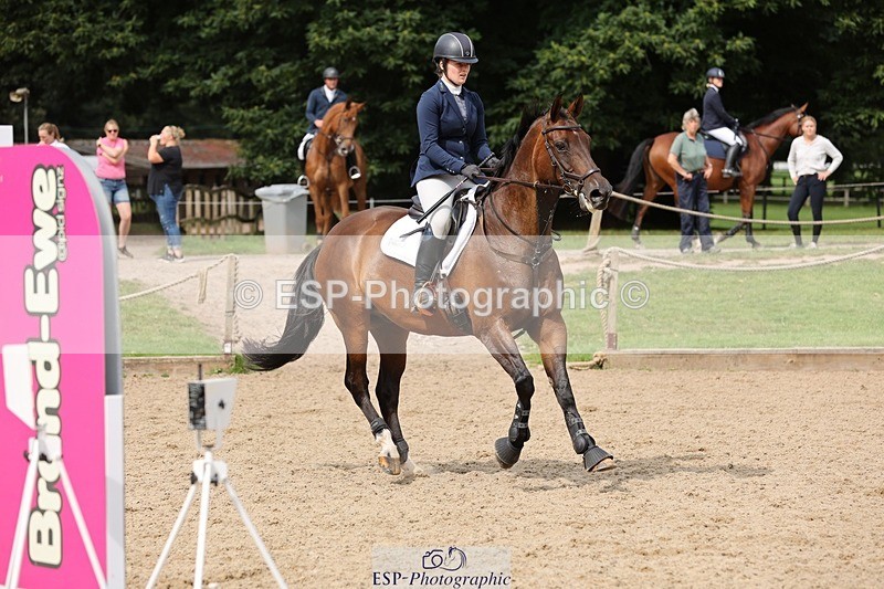 240817-110224-00779 - 03A Snr Disc