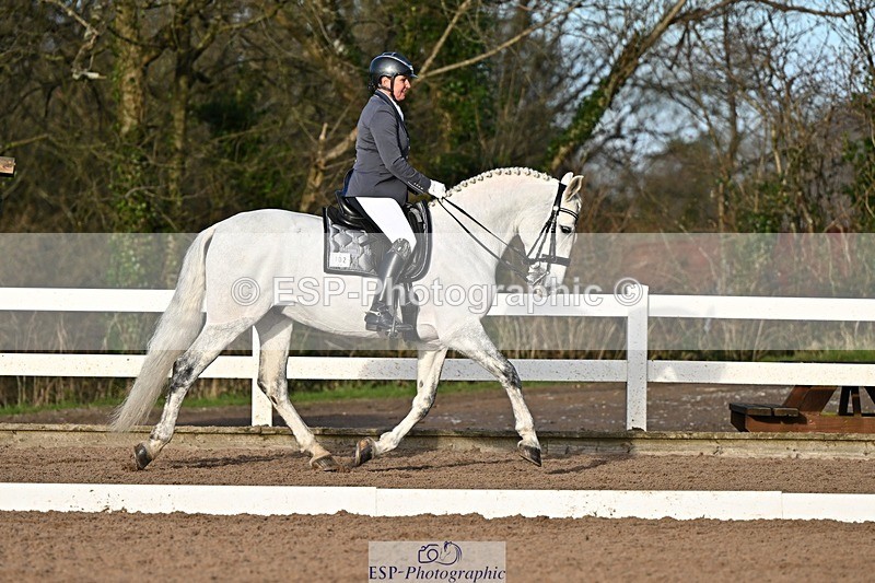 241214-134708-02576 - 102-PAULA.LEE-Deseado.Santo