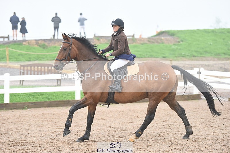 230917A-134910-07217 - Cls 36 1.05m Amateur Qualifier