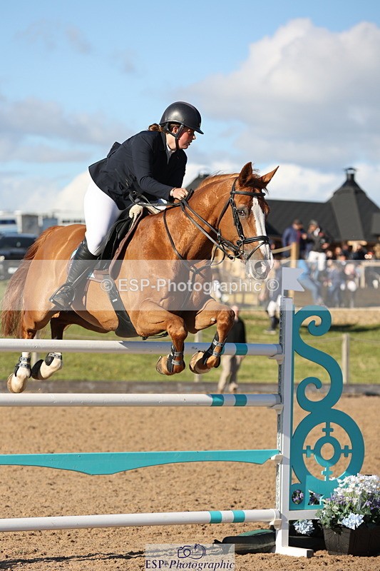 240419A-174454-09973 - Cls 10, 2 Star Big Tour 145cm  Break to End