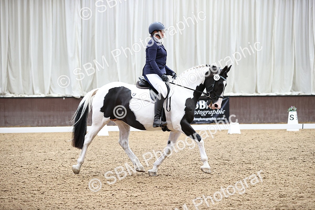 SBM_001828 - Novice 4 - 11.15-13.22