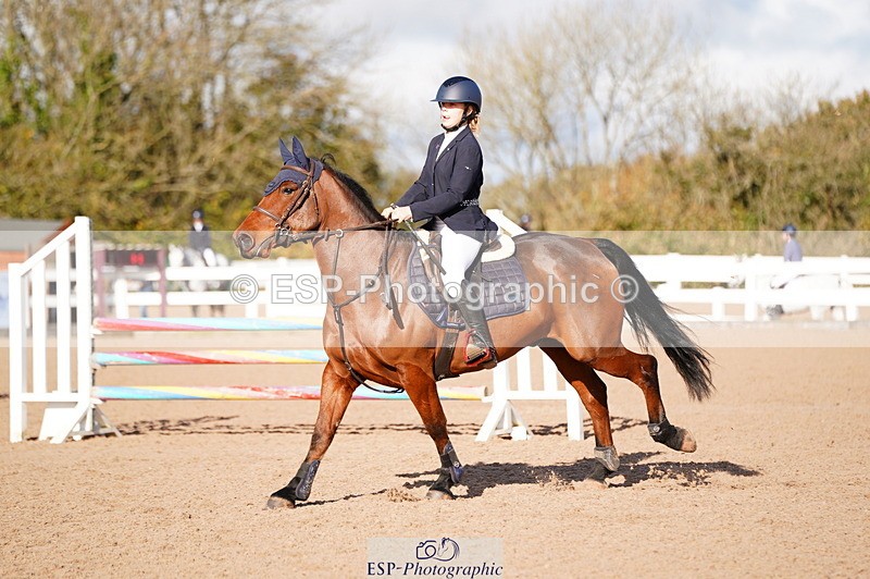 241027A-110826-02375 - SUN Cls 5 Pony Discovery and 90cm Open