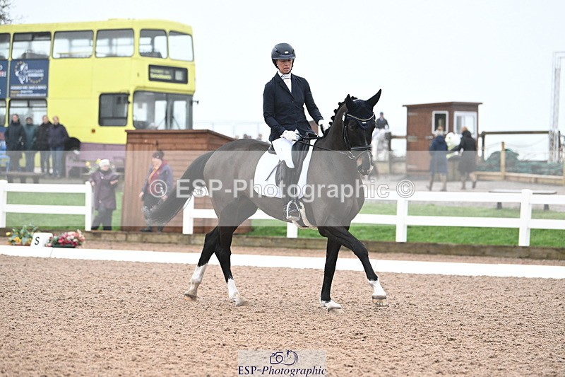 240217A-093707-00576 - 246-Hannah.Biggs-St.Giles.Fortune.Cookie