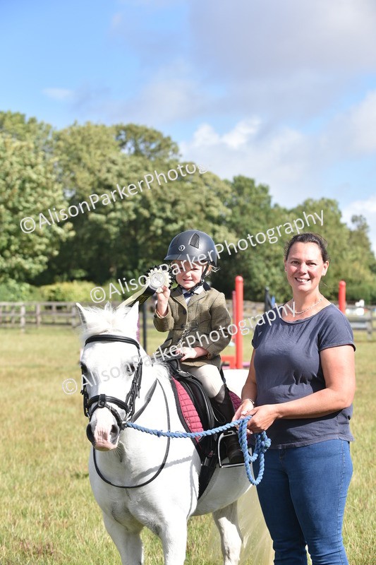 20250831-0408 - Class 6 - Minimus Jumping 30cm