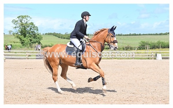 BPP_1085 - CLASS 4 FRI Newcomers/ 1.10m Open