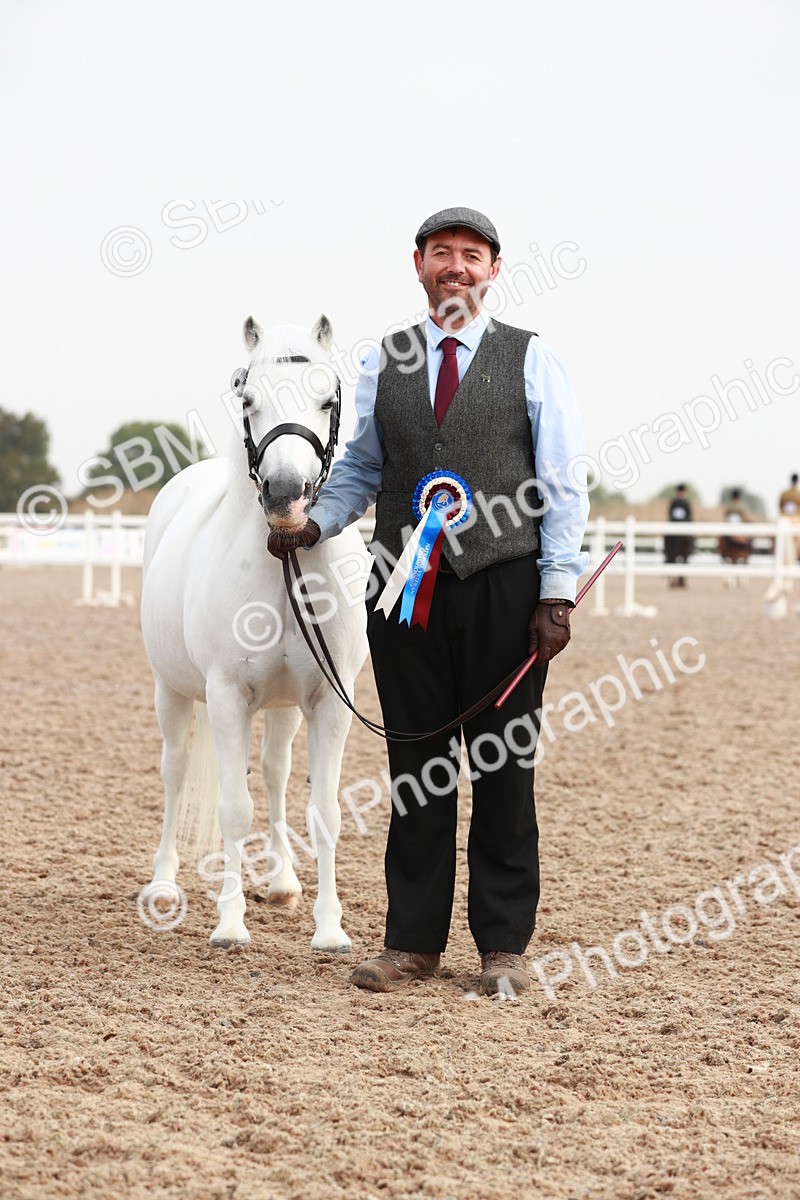 SBM_09571 - Class 201 Best Turned Out IH