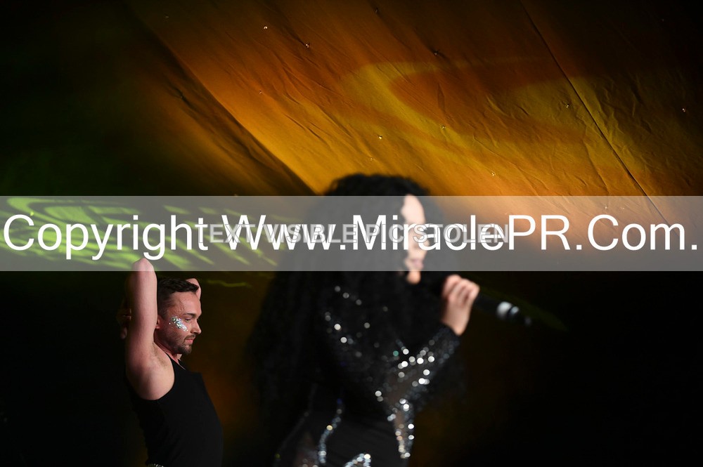 SH4_6065 - The Cher Experience