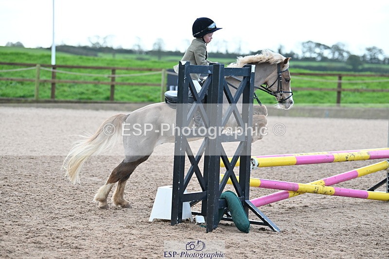 231029A-102606-02738 - 70cm Club and Schools